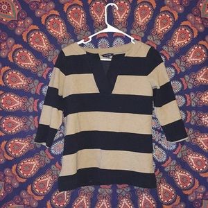 Stripped v neck shirt